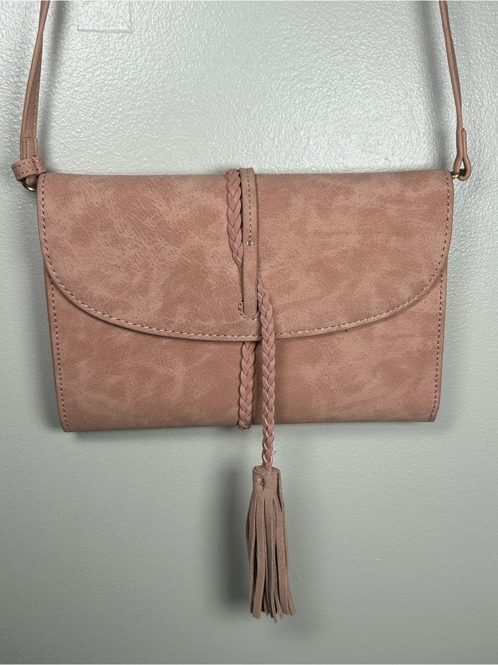 Anthropologie  Envelope Suede Crossbody Boho Tassel Bag Pink - Picture 4 of 9